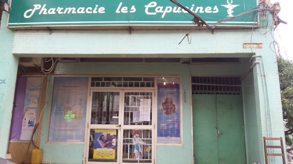 PHARMACIE DES CAPUCINES, Yaoundé